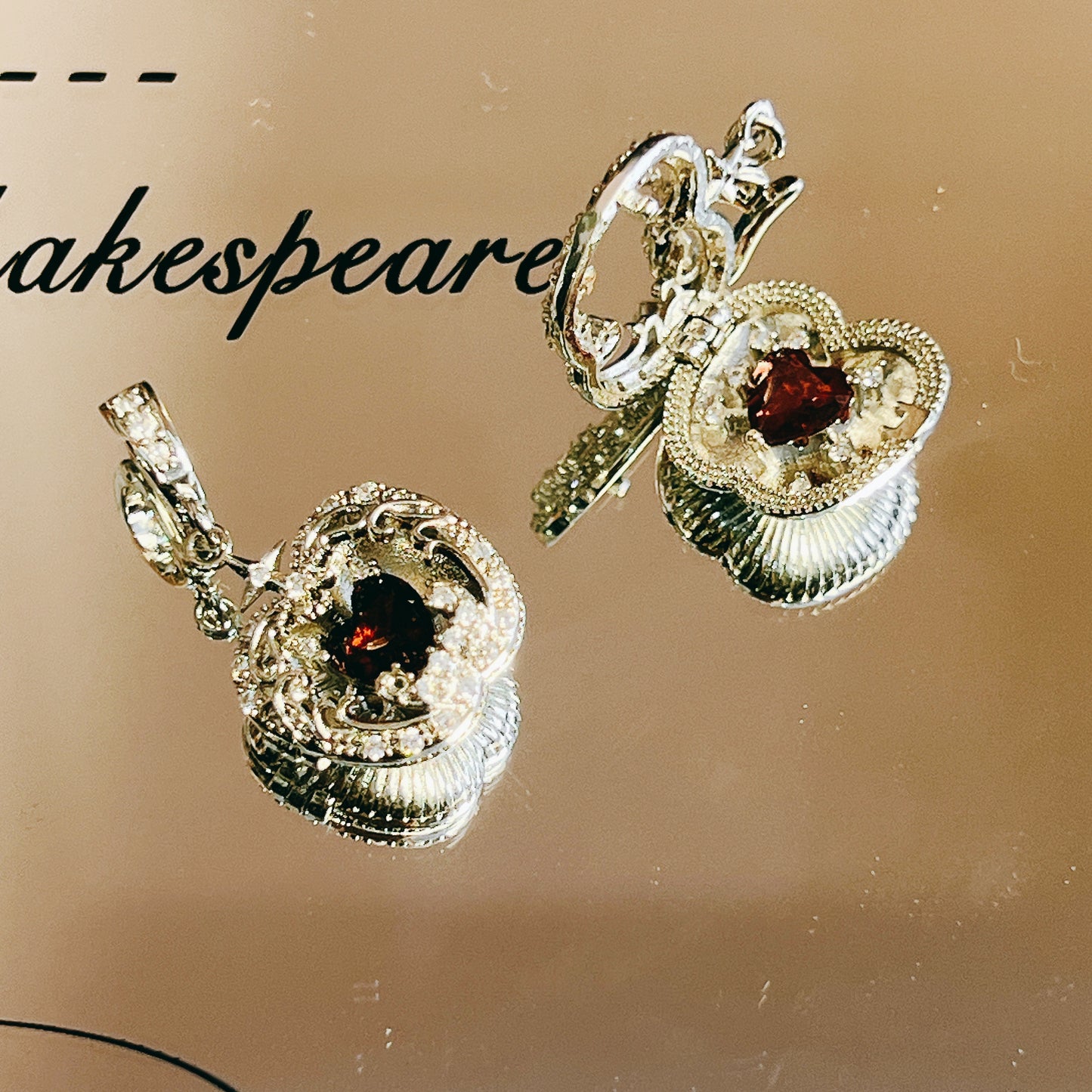 Live Link for necklace
