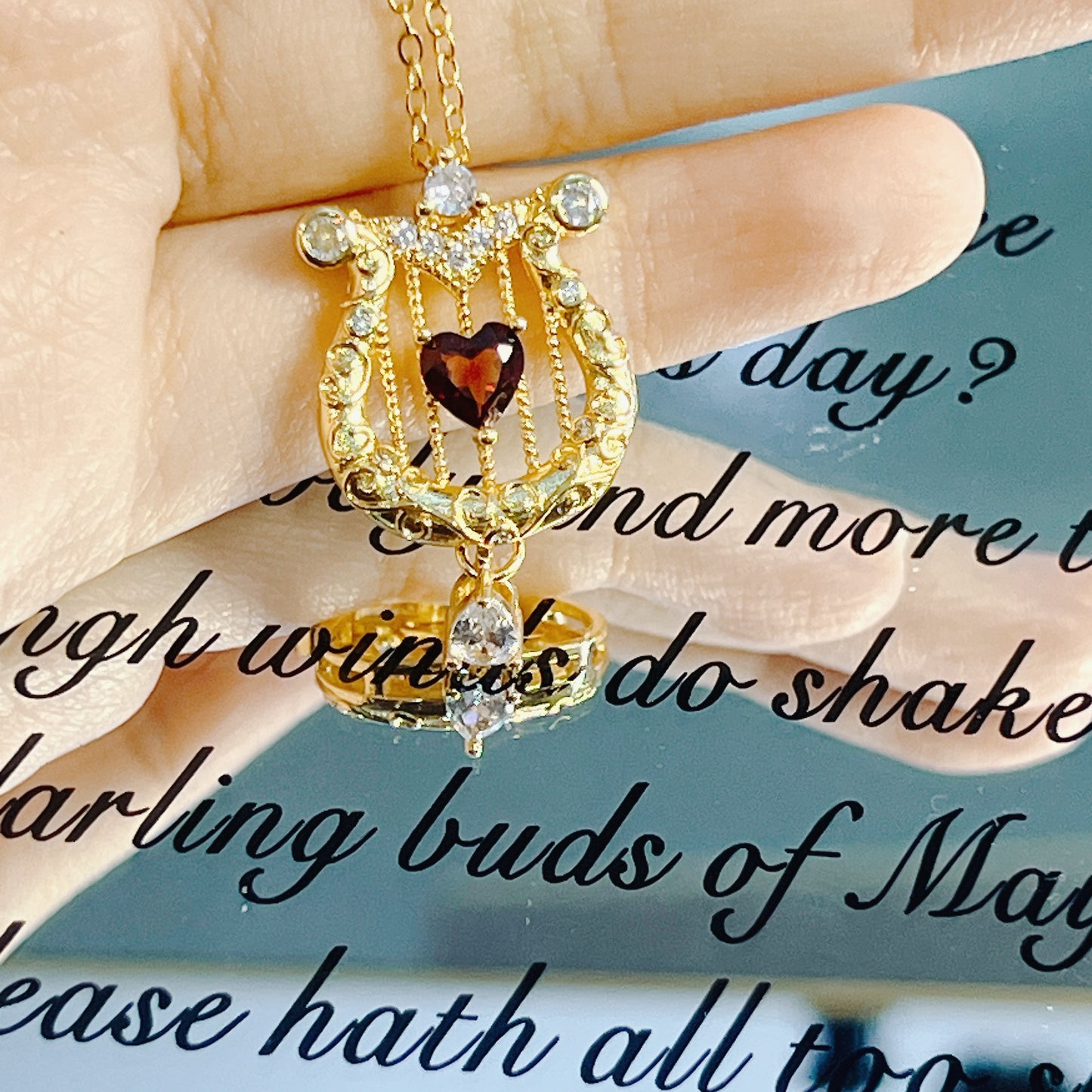 Live Link for necklace